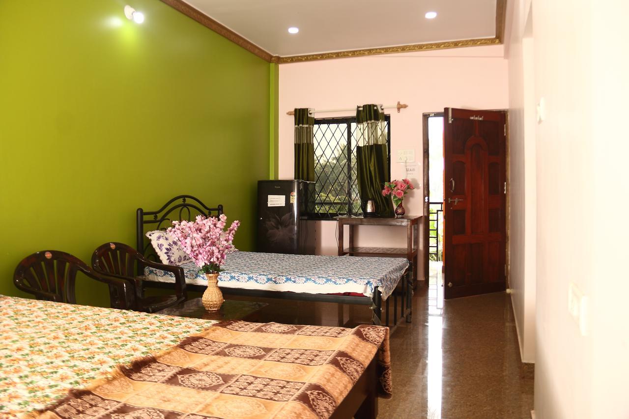 Sai Guru Guest House Anjuna Exterior photo