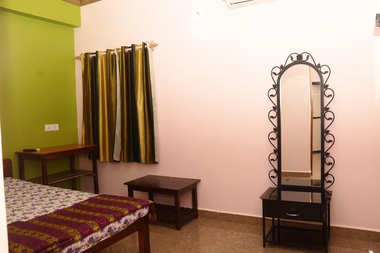 Sai Guru Guest House Anjuna Exterior photo